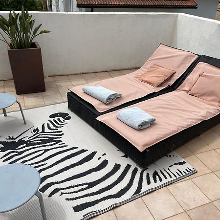 Le Synaya Hotel Sanary-sur-Mer Luaran gambar
