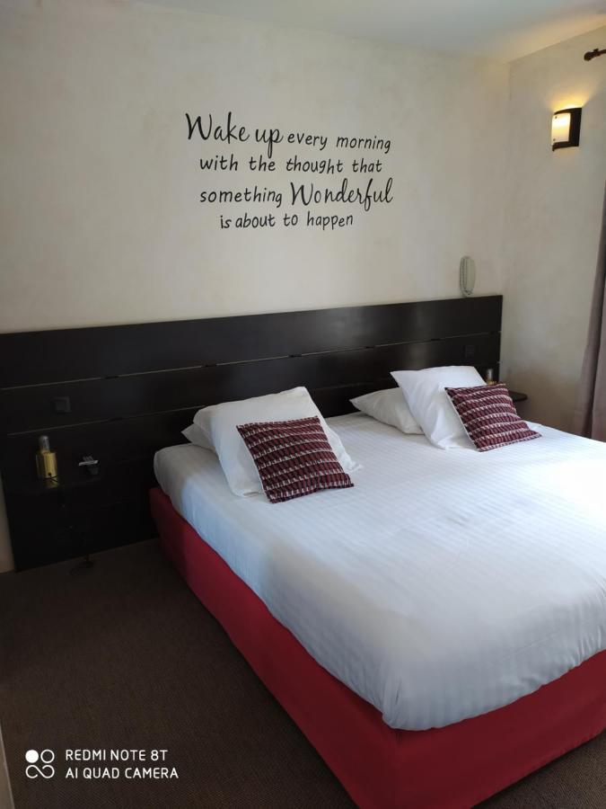 Le Synaya Hotel Sanary-sur-Mer Luaran gambar