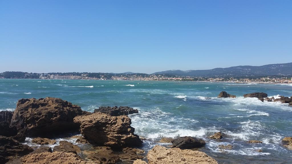 Le Synaya Hotel Sanary-sur-Mer Luaran gambar